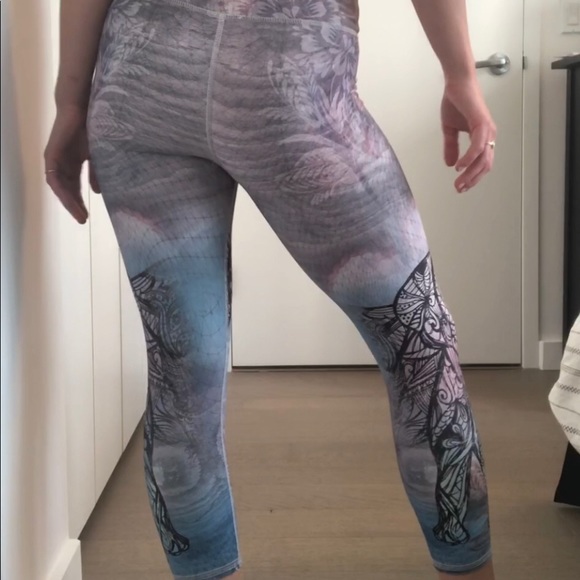 EVCR Elephant Unity High-Waisted Leggings - Picture 3 of 3